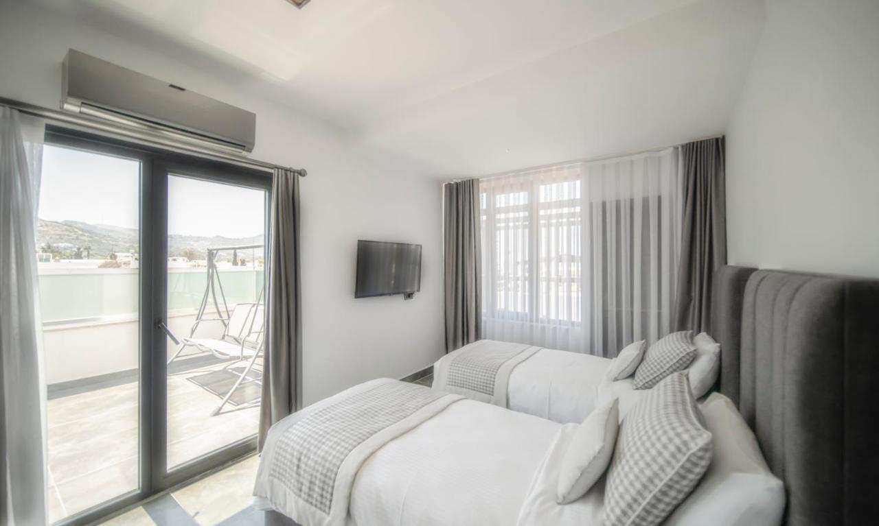 Sea Palm Otel يالِكافاك المظهر الخارجي الصورة